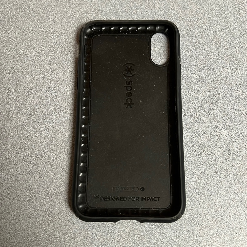 Speck phone case iPhone X
